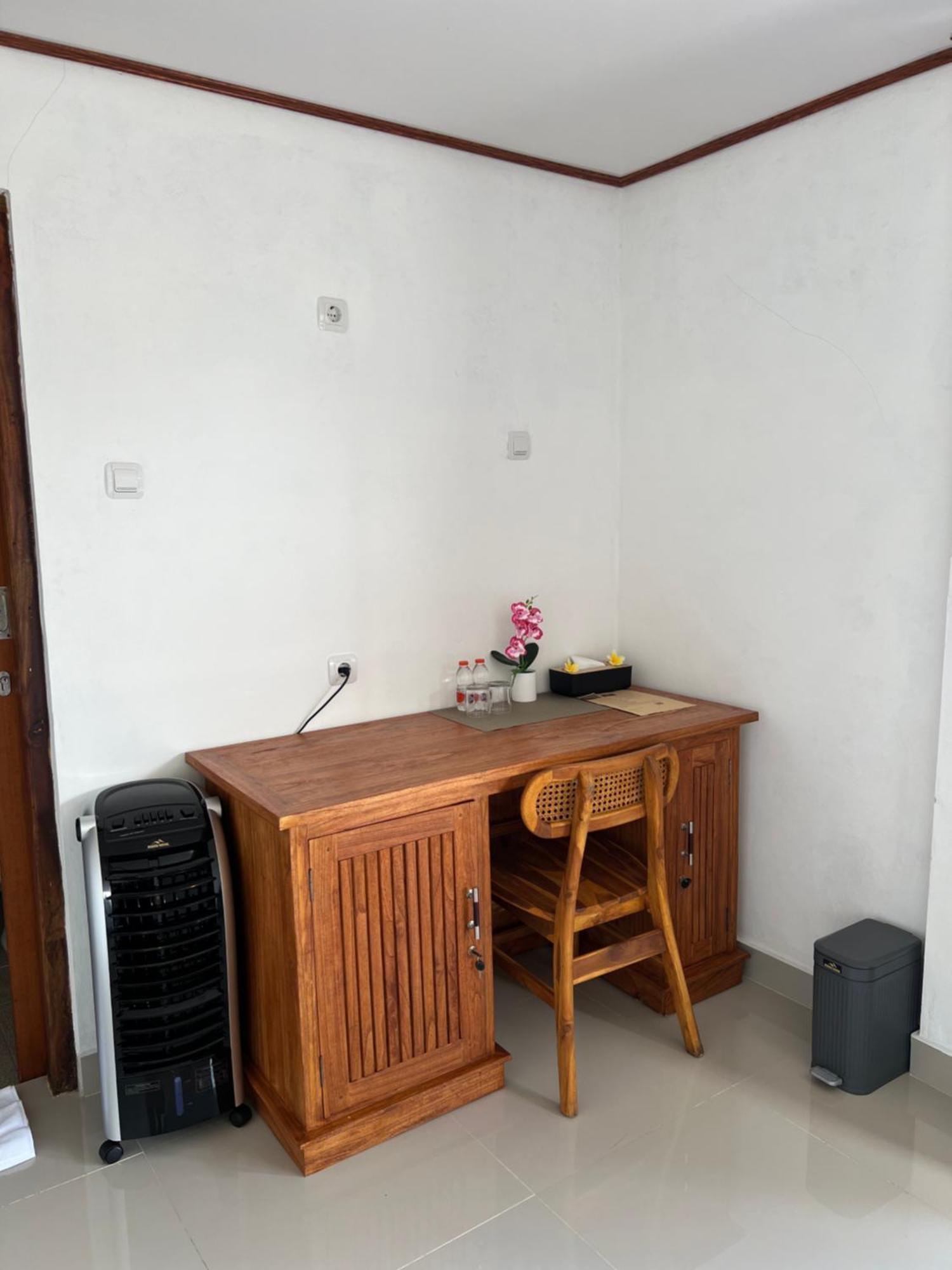 Bisbis House Iseh Village Selat 外观 照片