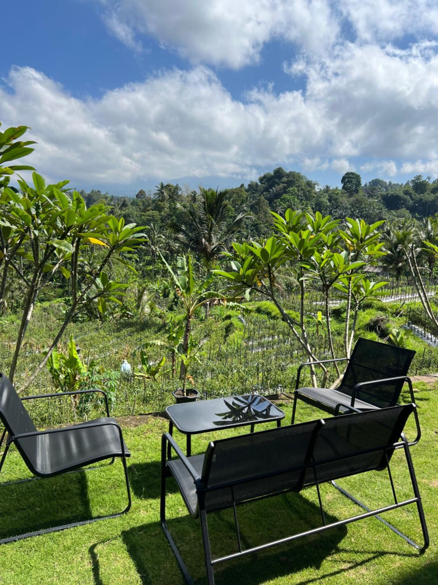 Bisbis House Iseh Village Selat 外观 照片