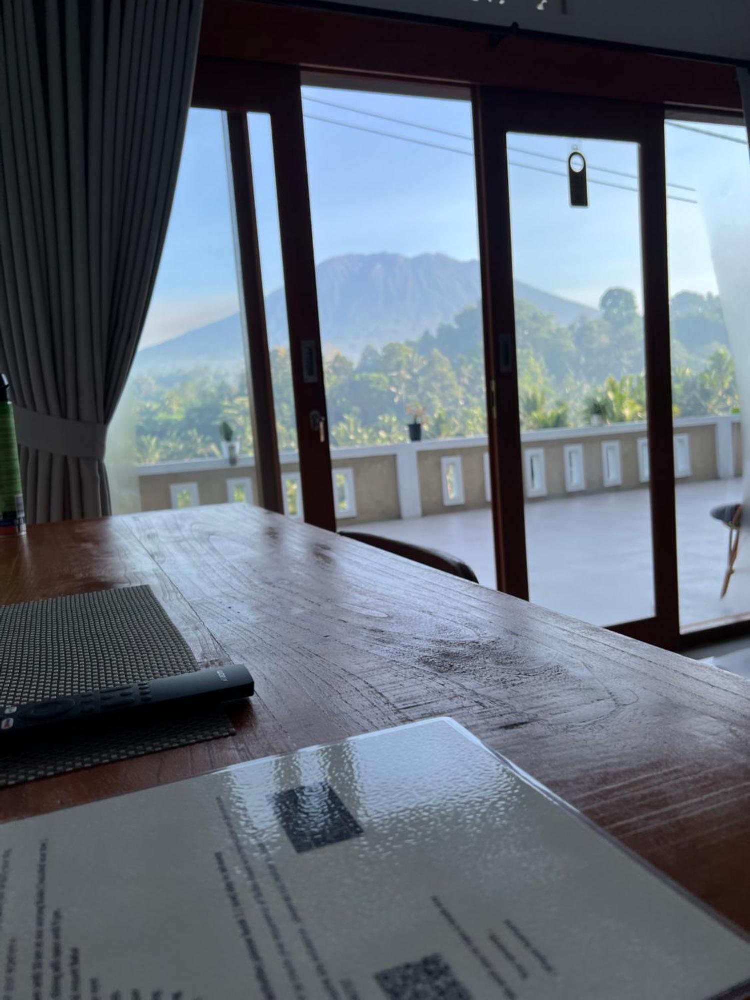 Bisbis House Iseh Village Selat 外观 照片