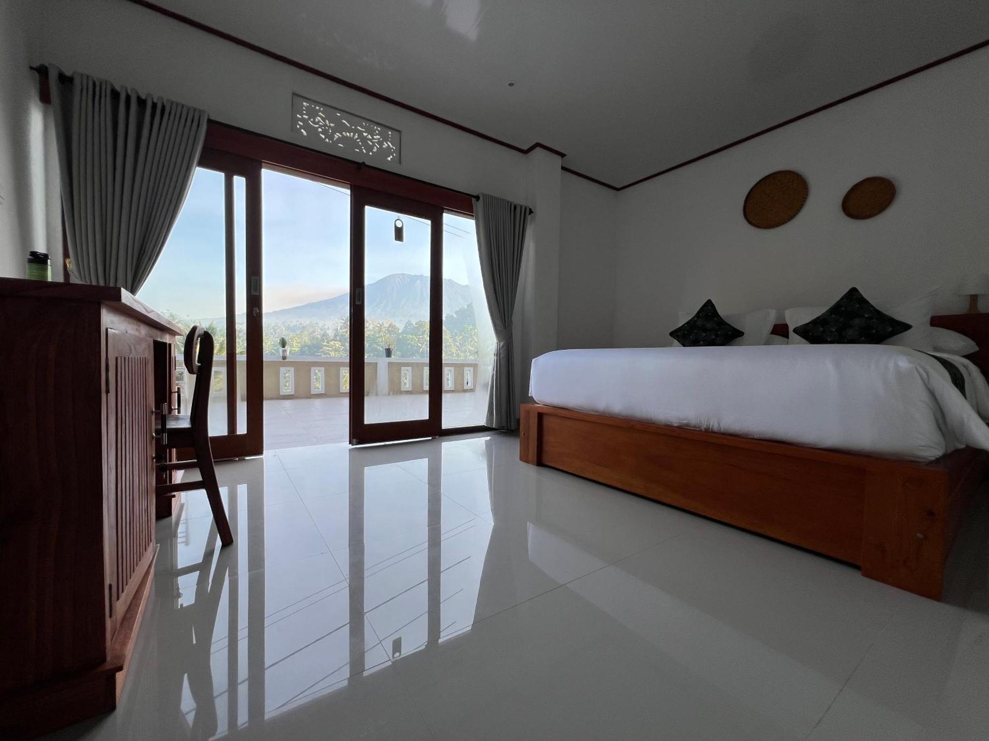 Bisbis House Iseh Village Selat 外观 照片
