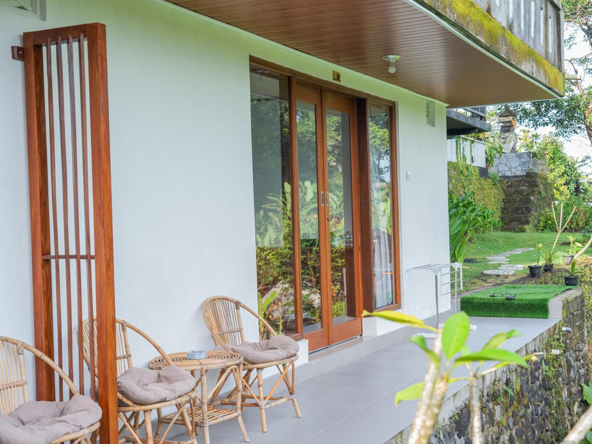 Bisbis House Iseh Village Selat 外观 照片