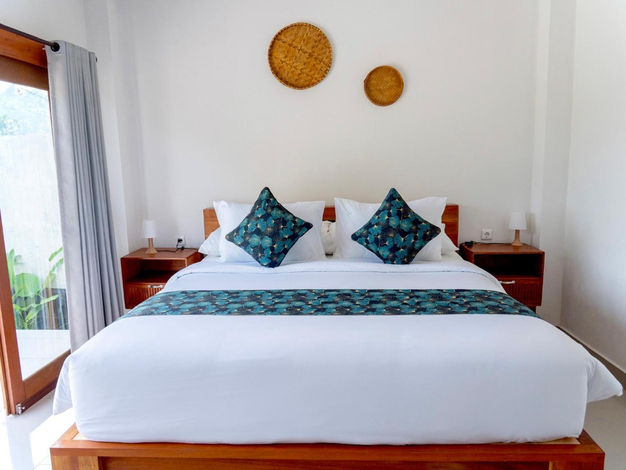 Bisbis House Iseh Village Selat 外观 照片